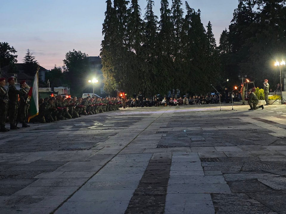 - armymedia.bg