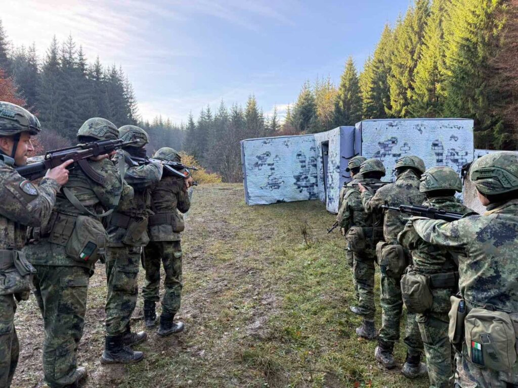 Военнослужещи от Сухопътни войски участваха в международното учение „Sarmis 26“ в Румъния