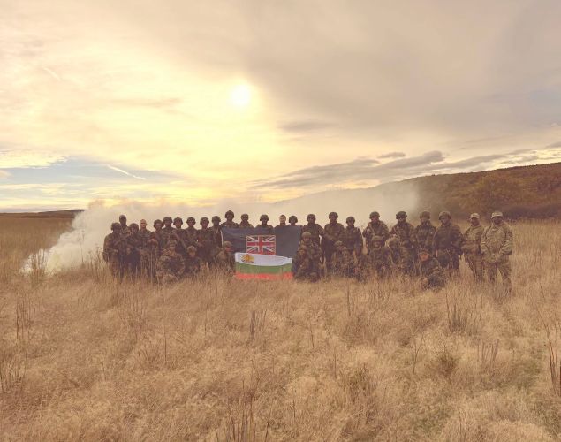 Военнослужещи от Сухопътните войски завършиха лидерски курс в Сливен