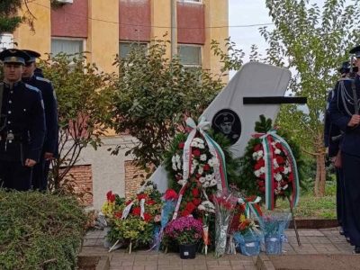 ВВВУ „Георги Бенковски“ почете паметта на летеца Петко Йоновски