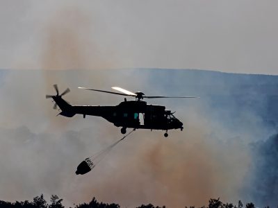 Министерството на отбраната проучва възможности за закупуване на малки самолети за пожарогасене