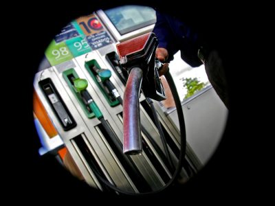 Горивата у нас поскъпнаха - бензинът с ръст над 6% за месец