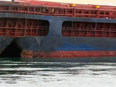 Военната прокуратура започна огледи на кораба "Челси 3"