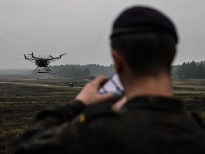 Пробивът в оградата на летище Лайпциг в Германия може да е от кола, въздушното движение не е засегнато
