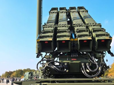 Доставките на ракети прехващачи за системи „Пейтриът“ в Полша ще бъдат забавени, заяви висш полски военен