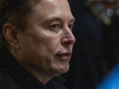 Мъск заяви, че правителството на САЩ носи отговорност за евентуални ограничения на военната сателитна мрежа „Старшийлд“ в Украйна