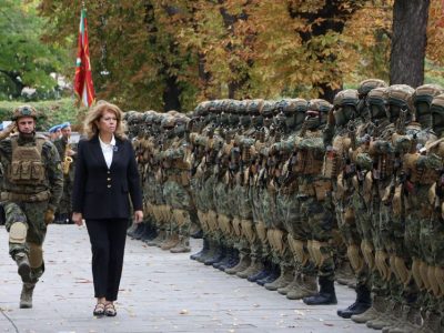 82 години бойна слава: Почит към българските парашутисти