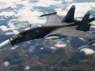 Володимир Зеленски заяви, че украинските сили са унищожили два руски самолета Су-34 при атака срещу военно летище във Волгоградска област