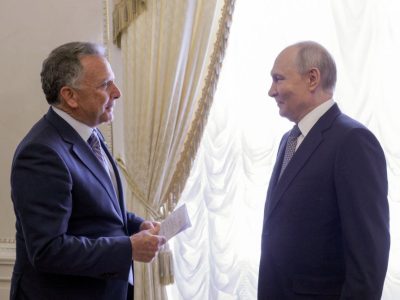 Уиткоф призова Путин да поднови тристранните преговори с Украйна и успя да издейства освобождаването на американец от руски затвор