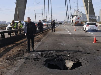 Петима ранени при руска атака по мост над река Днепър в Запорожие